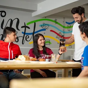 Leevin Mountjoy Hostel Dublin
